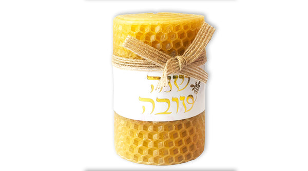 נר דונג שנה טובה – עיצוב שולחן חג מרשים ואווירה חגיגית