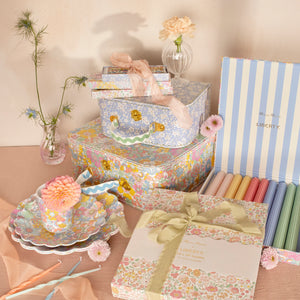 נרות מעוצבים באריזת מתנה יוקרתית Meri Meri