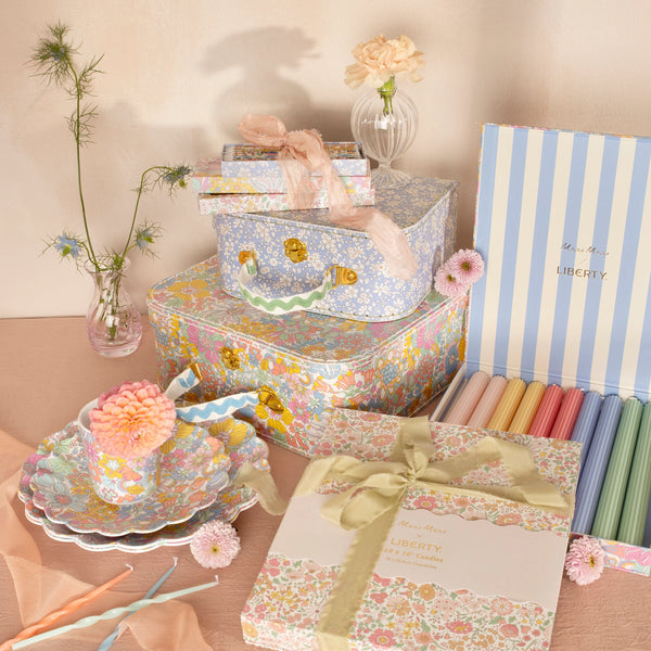 נרות מעוצבים באריזת מתנה יוקרתית Meri Meri