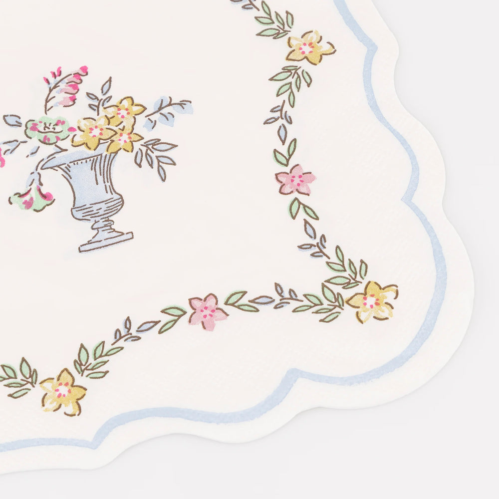 מפיות נייר גדולות עם הדפס פרחוני Meri Meri