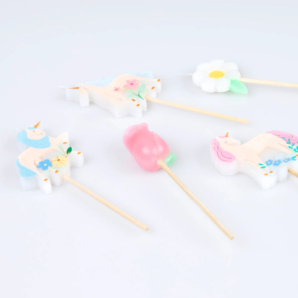 meri meri נרות חד-קרן  ופרחים לעוגת יום הולדת