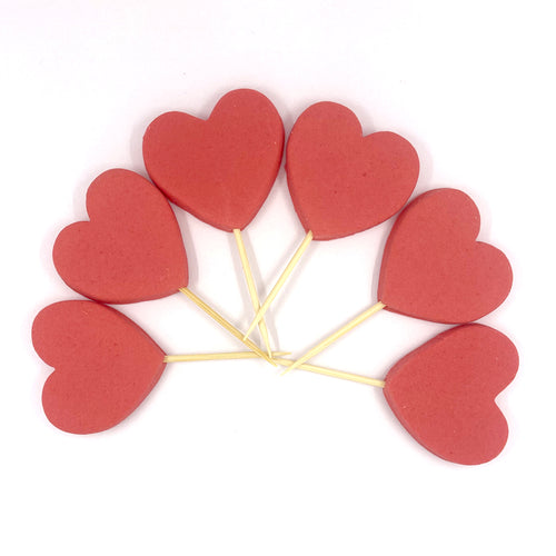 / לבן קישוט בצק סוכר - לבבות על קיסם אדום / ורוד