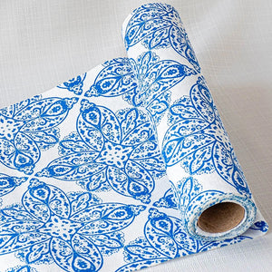 גליל ראנר בסיגנון יווני רקע לבן