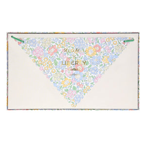 גרלנדה פרחונית מבית liberty - meri meri