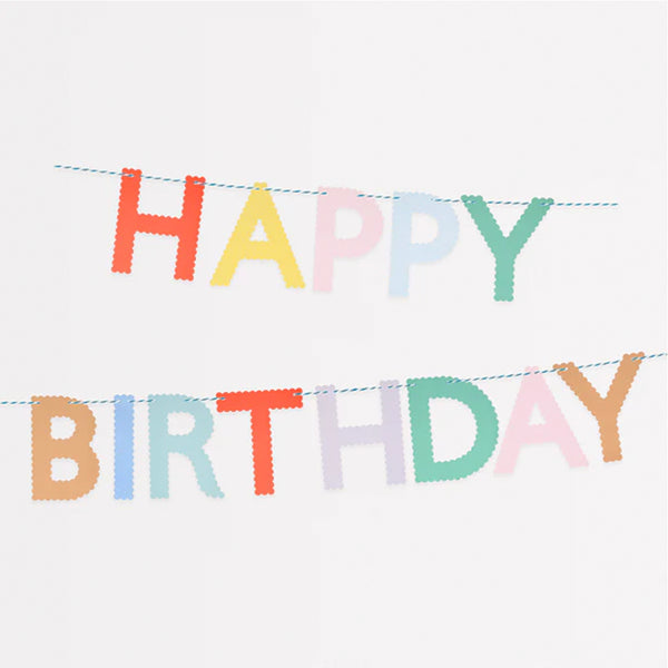 גרלנדת יום הולדת צבעונית עם שוליים מעוגלים - meri meri