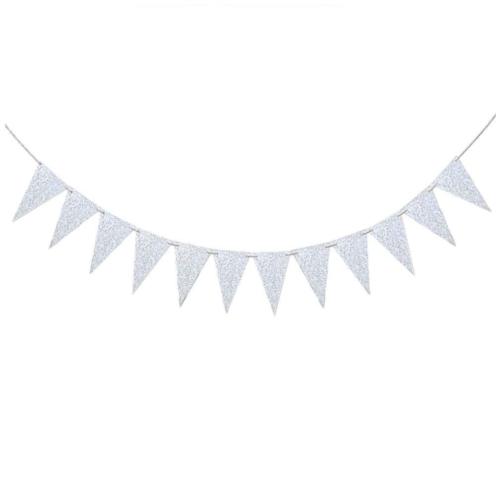 שרשרת דגלונים משולשים גליטר כסף